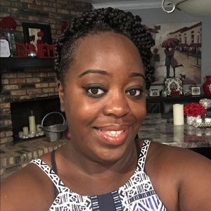 Meet your Posher, Danielle